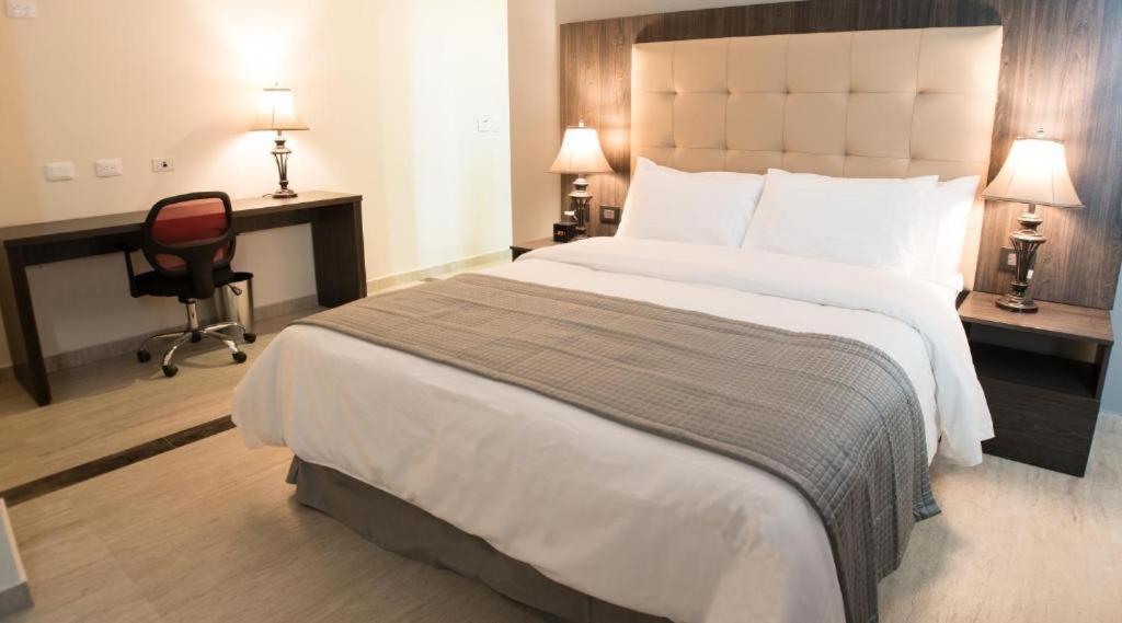 Hotel Hr Amada Cúcuta Zewnętrze zdjęcie